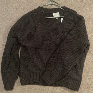 Pink rose dark green/grey sweater